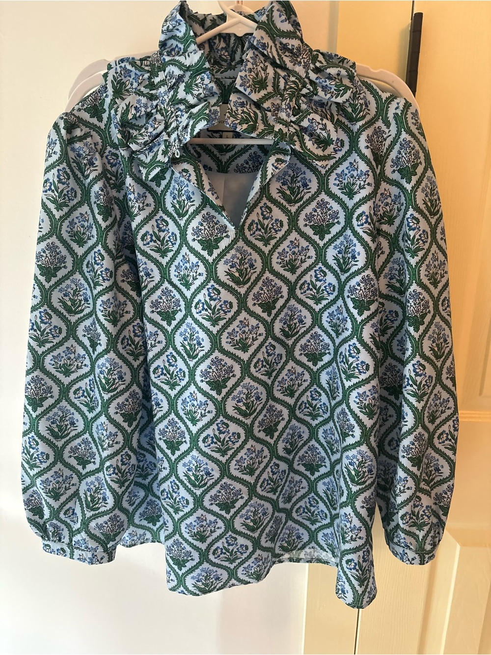Tuckernuck bouvier blouse in Medallion - Picture 4 of 4